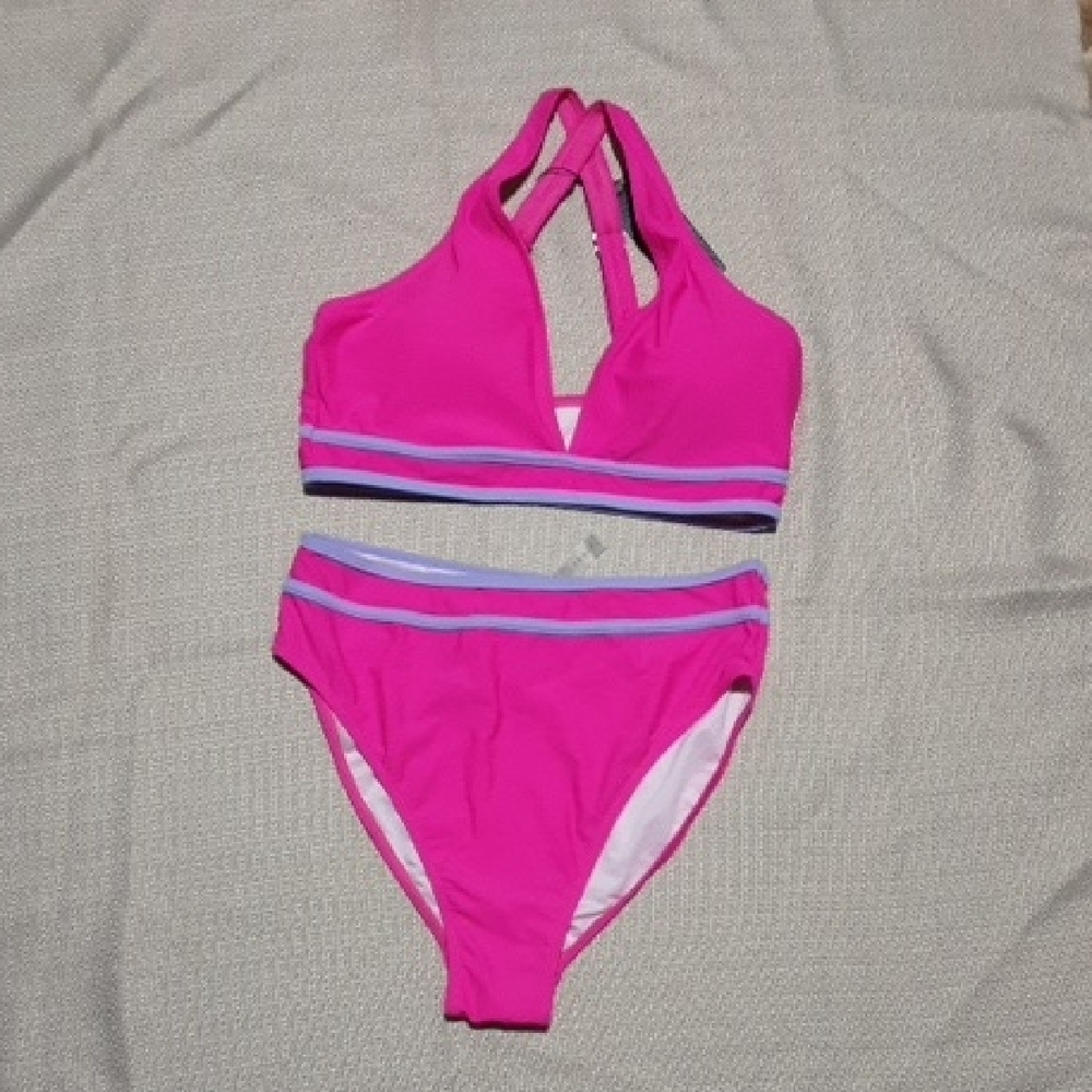 NWT BMJL WOMEN'S Swimwear Set in Pink and Purple SIZE M.